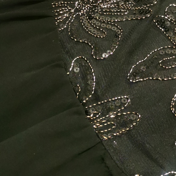 Black&Gold sequin beaded hi-low hem gown sz2 - Picture 4 of 4